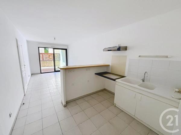 Appartement F3 à vendre  3 pièces - 70,55 m 2   BEZIERS  - 34
