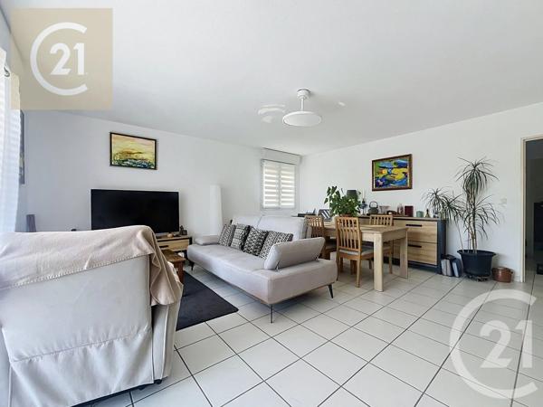 Appartement F3 à vendre  3 pièces - 70,55 m 2   BEZIERS  - 34