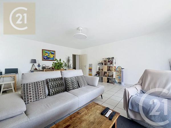 Appartement F3 à vendre  3 pièces - 70,55 m 2   BEZIERS  - 34
