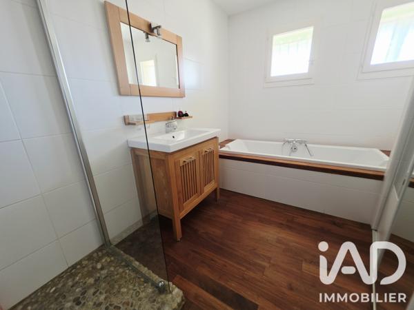 Maison à vendre 6 pièces 134 m² Pessac