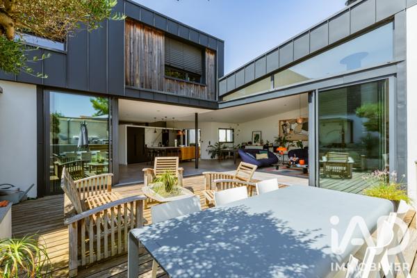 Maison à vendre 6 pièces 236 m² La Rochelle