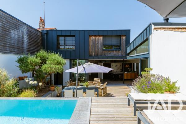 Maison à vendre 6 pièces 236 m² La Rochelle
