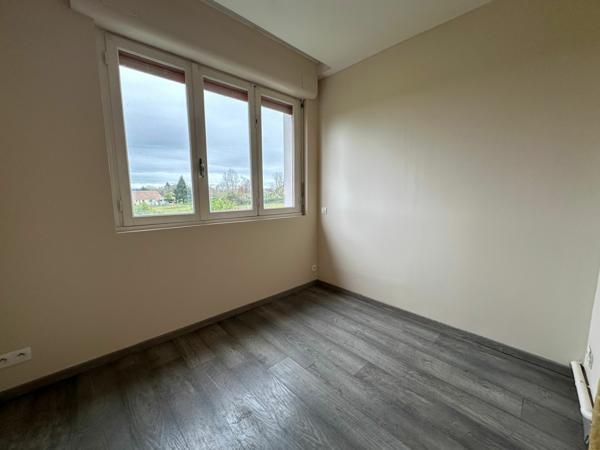 Immeuble à vendre    6 pièces •  Garlin