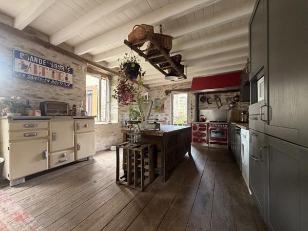 Maison à vendre |  Crozon-sur-Vauvre |  5 pièces | 180 m²