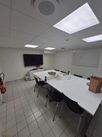 Local commercial à vendre 260m² La Madeleine (59110)