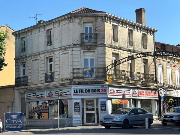 Appartement à louer 5 pièces 180.99m² Bergerac (24100)