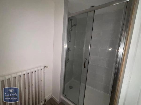 Appartement à louer 5 pièces 180.99m² Bergerac (24100)