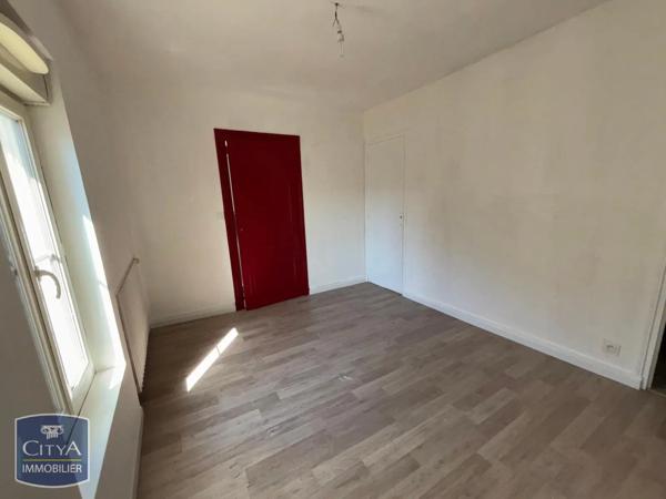 Appartement à louer 5 pièces 180.99m² Bergerac (24100)