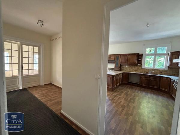 Appartement à louer 5 pièces 180.99m² Bergerac (24100)