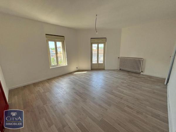 Appartement à louer 5 pièces 180.99m² Bergerac (24100)