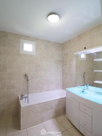 Appartement 87 m² à Marseille 13009