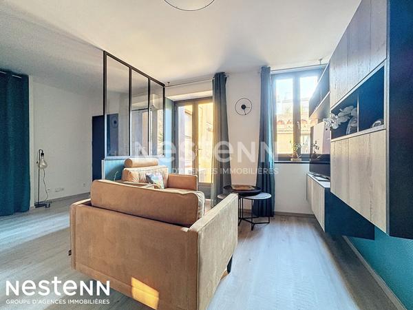 Charmant appartement meublé 3 pièces 58 m² entièrement rénové avec cellier & place de parking dans garage privé