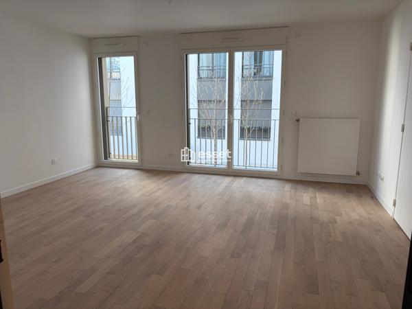 Location Studio 32 m² - Courbevoie 92400