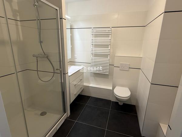 Location Studio 32 m² - Courbevoie 92400