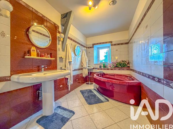 Maison à vendre 6 pièces 211 m² Betton