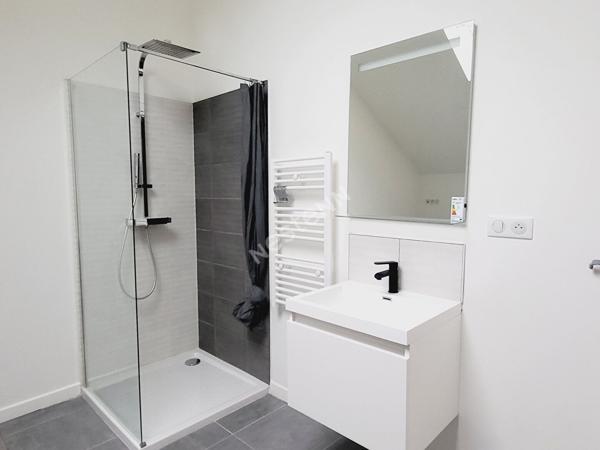 Nantes Bout des Pavés : Location Appartement Meublé T1 bis de 28 m²  avec chambre en duplex.