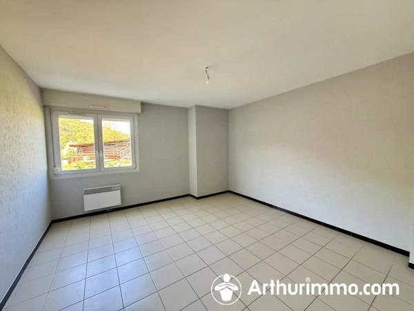 Location Appartement 3 pièces 79 m2 à Bart