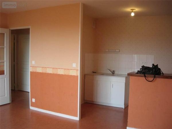 Appartement à louer à Châteaugiron en Ille-et-Vilaine (35410), ref : LA2196-35018