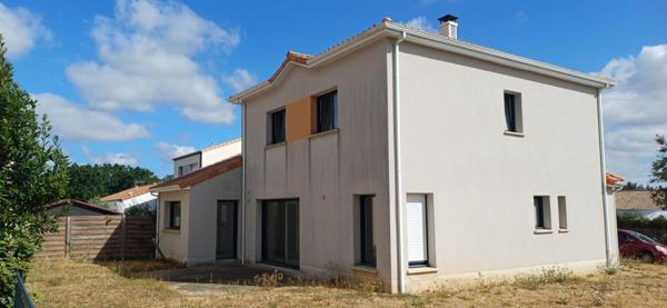 Maison NEUVE Pornic 6 pièce(s) 156 m2