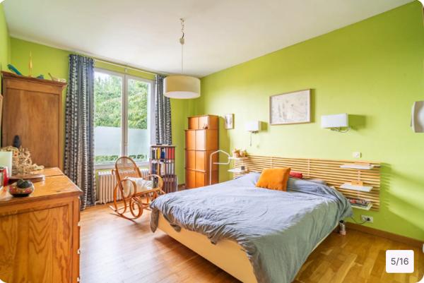 Maison
         7 pièces
        - 142 m² 694 000 € *
