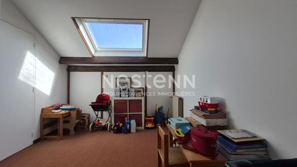 NESTENN IGNY - Maison Indépendante de 115m² avec 3 chambres, Palaiseau quartier du Pileu, salon avec accès direct sur jardin, sous-sol total, proche école Henri Wallon, à 5 min du Plateau de Saclay et 15 min de Vélizy