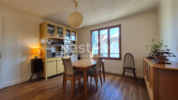 NESTENN IGNY - Maison Indépendante de 115m² avec 3 chambres, Palaiseau quartier du Pileu, salon avec accès direct sur jardin, sous-sol total, proche école Henri Wallon, à 5 min du Plateau de Saclay et 15 min de Vélizy
