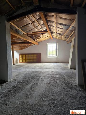 Maison 225 m2 - 6 chambres - 1490 m2