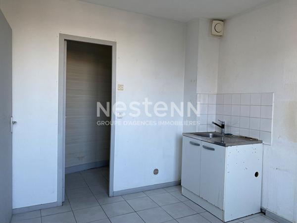 Maison mitoyenne Nontron, proche tous commerces et ecoles