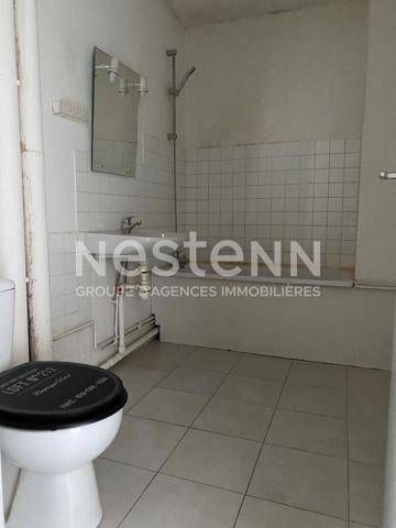 Maison mitoyenne Nontron, proche tous commerces et ecoles