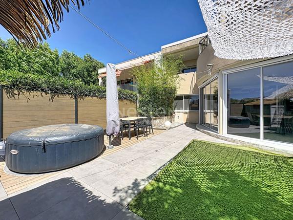 LA GRANDE MOTTE - APPARTEMENT P3 DE 100 M² - SECTEUR GRAND TRAVERS