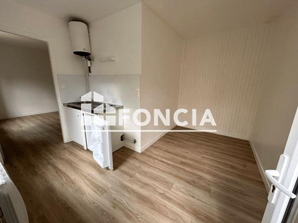Location Appartement 2 pièces 26.8 m² - Angle du 2 rue du 73ème Territorial et 37 rue de Kerampont Lannion 22300