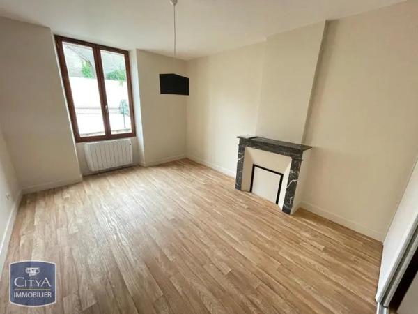 Appartement à louer 2 pièces 45m² Villebarou (41000)