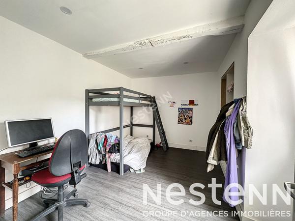 A vendre Maison en pierre 4 chambres avec jardin centre ville de Pavie