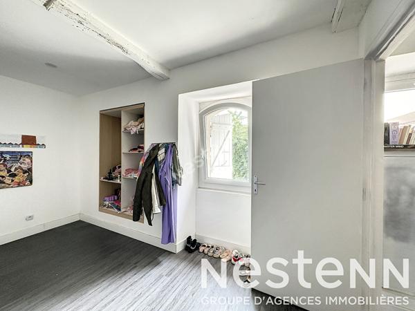 A vendre Maison en pierre 4 chambres avec jardin centre ville de Pavie