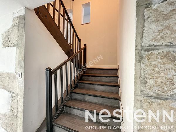 A vendre Maison en pierre 4 chambres avec jardin centre ville de Pavie