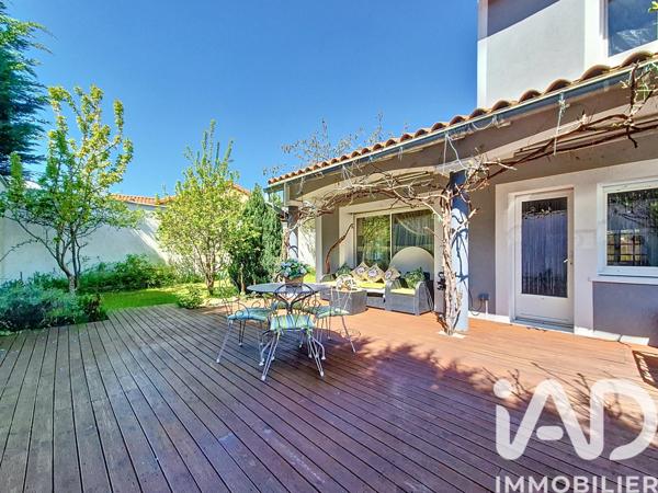 Maison à vendre 5 pièces 163 m² Vals-près-le-Puy