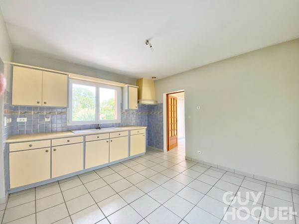 Maison de plain-pied de 86 m²  proche  Salies de Béarnsavec garage sur un terrain de 1 500 m²