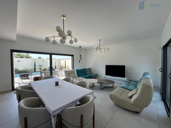 DECINES SECTEUR RECHERCHE - Maison d'exception 213 m² - DPE B - piscine - impasse - sans vis à vis Décines-Charpieu (69150)