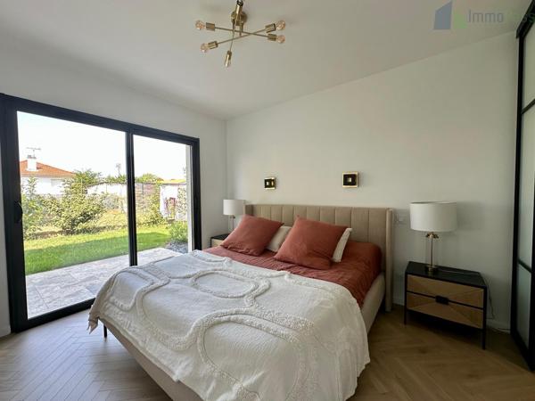 DECINES SECTEUR RECHERCHE - Maison d'exception 213 m² - DPE B - piscine - impasse - sans vis à vis Décines-Charpieu (69150)