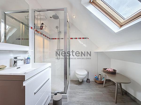 Maison familiale composée de 6 chambres, un jardin de plus de 2500 m² avec vue imprenable