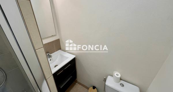 Location Studio meublé 27.93 m² - Versailles 78000