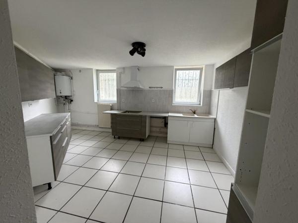 Location / Appartement T5