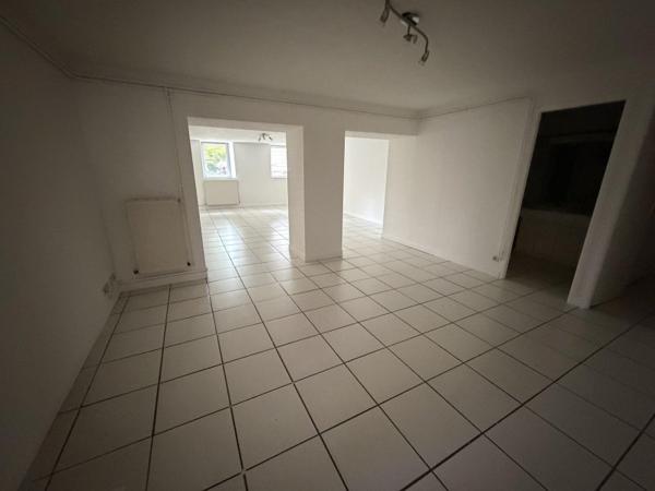 Location / Appartement T5