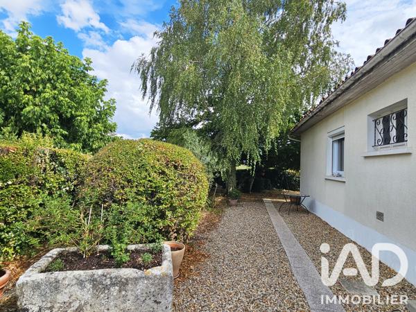 Maison à vendre 5 pièces 102 m² Châteaubernard