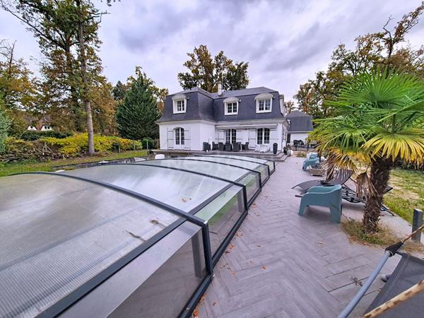 Maison Lamorlaye 5 pièce(s) environ 200M² + dépendances