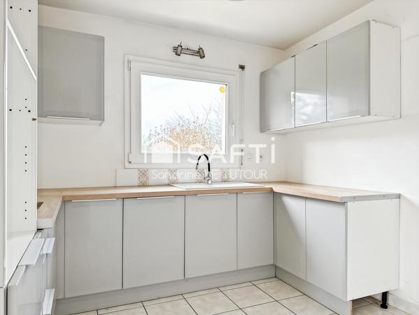 Maison 5 pièces avec garage et jardin