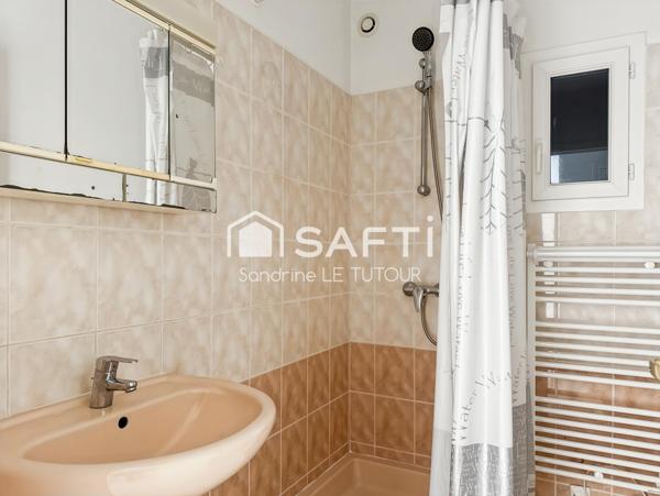 Maison 5 pièces avec garage et jardin