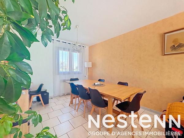 Saint Laurent De Mure - Appartement T4 vendu loué avec jardin et sous-sol