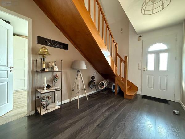 Maison à vendre à Trangé dans la Sarthe (72650), ref : SL-72021-496