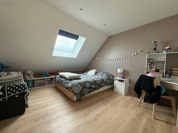 Maison à vendre à Trangé dans la Sarthe (72650), ref : SL-72021-496